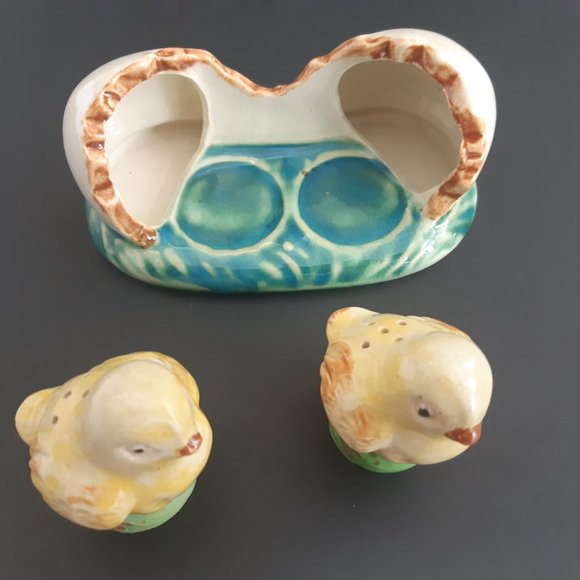 VTG Hatching Chicks in Eggs Shell Salt & Pepper Shakers Chicken Easter Farmhouse - Picture 10 of 13